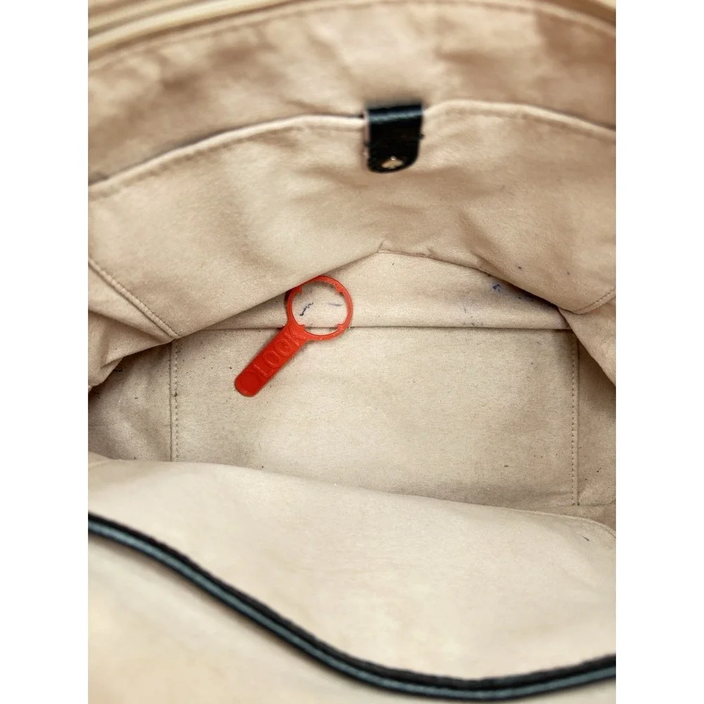 Kate Spade Black Pebbled Leather Shoulder Bag Tassel Logo‎ Hobo Purse